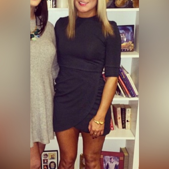 Topshop Dark Green Mini Dress with 3/4 Sleeves Size 6 Stretchy Soft Material - Picture 2 of 5